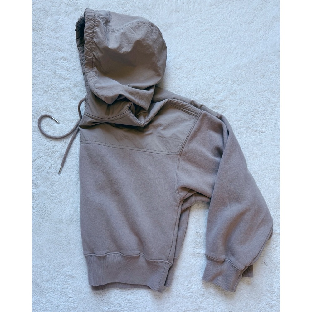 A&F Soft Collection Cropped Hoodie - Picture 9 of 9